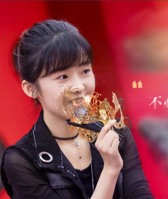 郝靓剧照